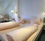 Roter Hahn - Hotel 3*