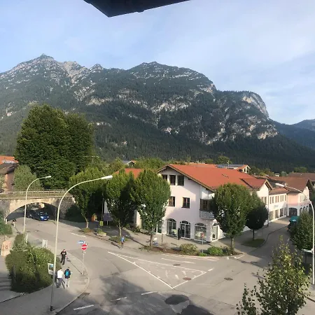 Hotel Roter Hahn - Garmisch-Partenkirchen