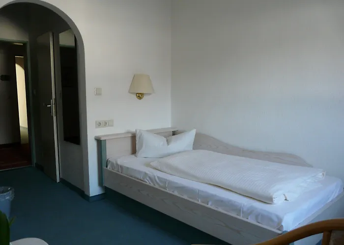 Roter Hahn - Hotel 3*