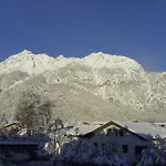 Roter Hahn - Готель
