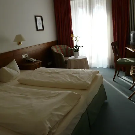 Hotel Roter Hahn - 3*