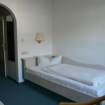 Roter Hahn - Hotel 3*