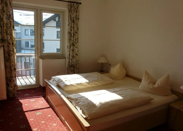 Roter Hahn - Гарміш-Партенкірхен